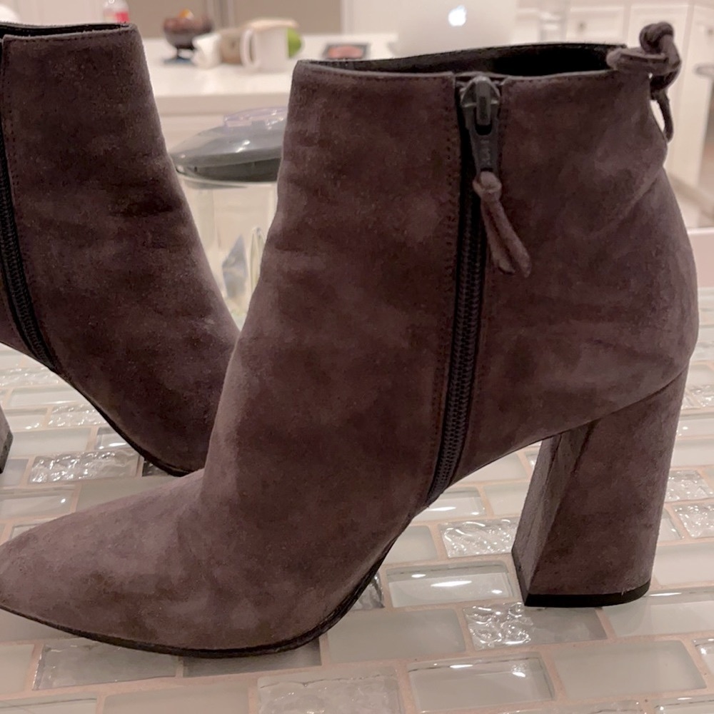 Stuart Weizmann Suede Ankle Boots - Slate Size 8 - image 4